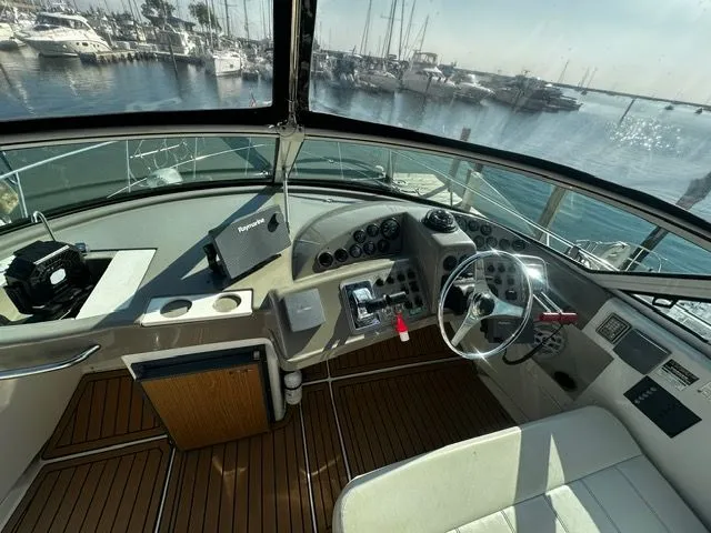 Slide: The Image of Carver Yachts 350 Mariner 2000 - 19