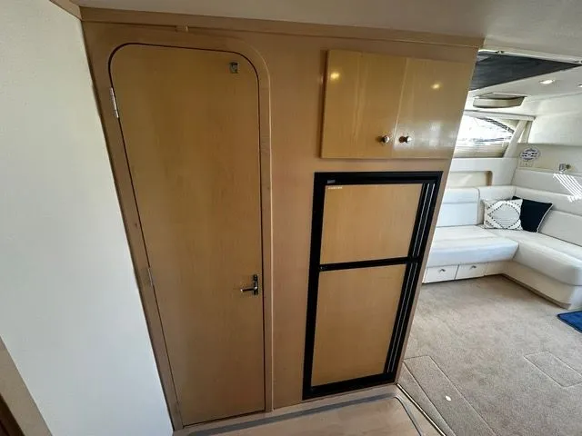 Slide: The Image of Carver Yachts 350 Mariner 2000 - 30