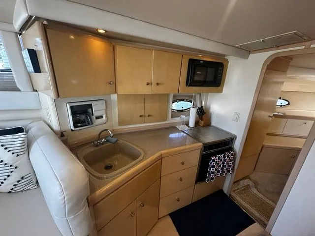 Slide: The Image of Carver Yachts 350 Mariner 2000 - 31