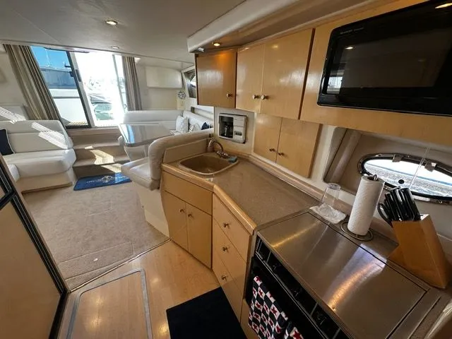 Slide: The Image of Carver Yachts 350 Mariner 2000 - 33