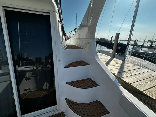 Slide: The Image of Carver Yachts 350 Mariner 2000 - 6