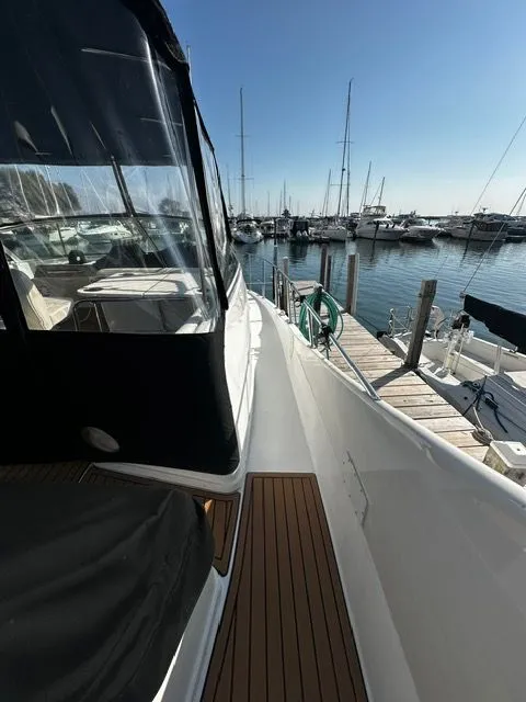 Slide: The Image of Carver Yachts 350 Mariner 2000 - 8