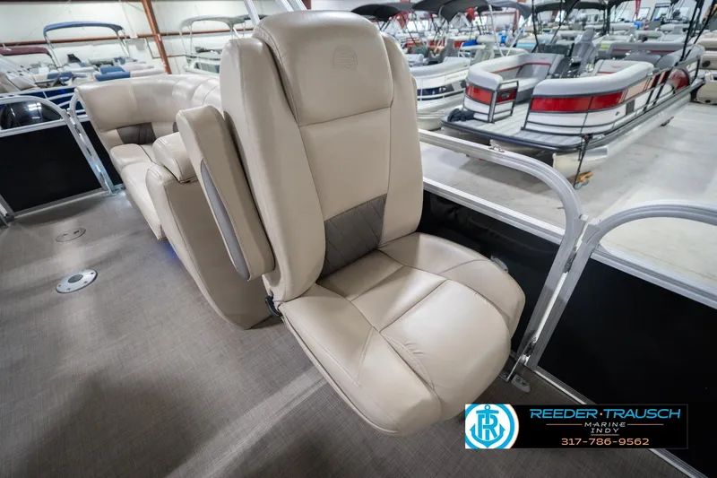 Slide: The Image of 2020 Sun Tracker Party Barge 24 DLX interior seating in showroom. - 46