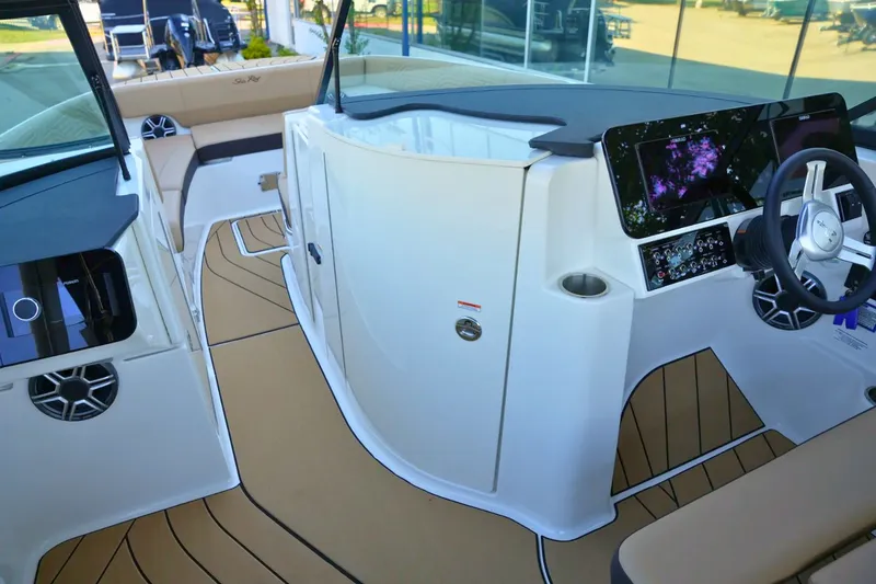 Slide: The Image of Sea Ray SDX 270 Surf 2026 - 23