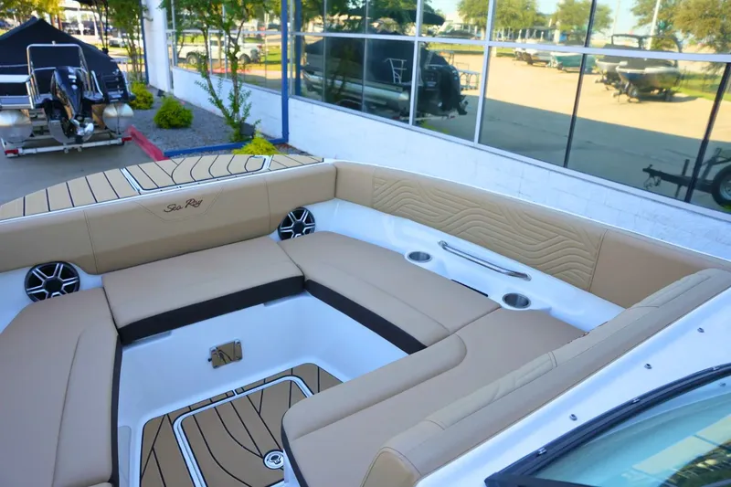 Slide: The Image of Sea Ray SDX 270 Surf 2026 - 30