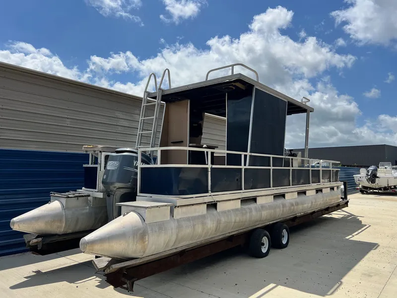 Slide: The Image of Riviera pontoon 1988 - 1