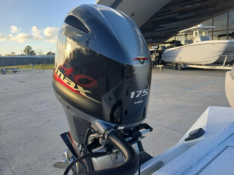 Slide: The Image of Xpress H22 2022 - 8