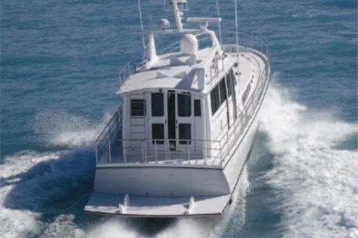 Slide: The Image of 2007 Pilot Cruiser Expedition boat navigating through open water. - 4