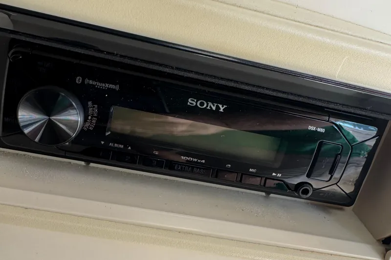 Slide: The Image of Sony DSX-M80 stereo system in 2008 Parker 2510 XL Walkaround boat. - 11