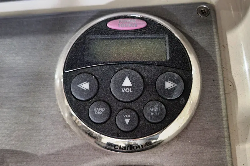 Slide: The Image of Clarion Stereo Control - 44