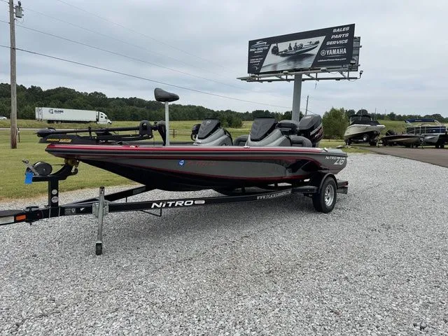 Slide: The Image of Nitro Z18 2016 - 1