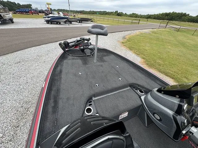 Slide: The Image of Nitro Z18 2016 - 8