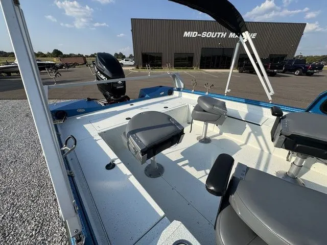 Slide: The Image of Excel Stormcat 230 2021 - 10