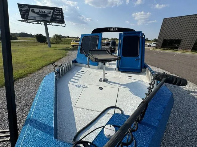 Slide: The Image of Excel Stormcat 230 2021 - 8