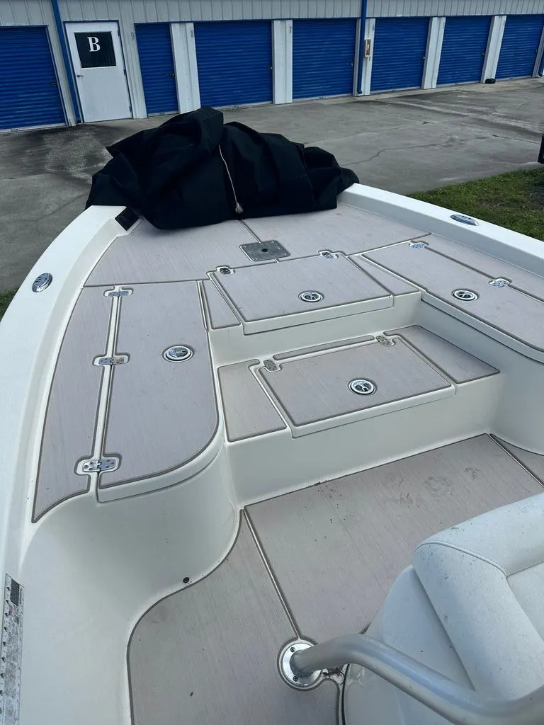 Slide: The Image of Blazer Bay 2220 GTS 2015 - 13