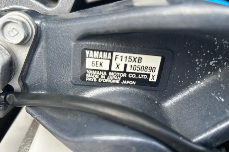 Slide: The Image of Yamaha F115XB engine label on 2018 Robalo R180 Center Console boat. - 31