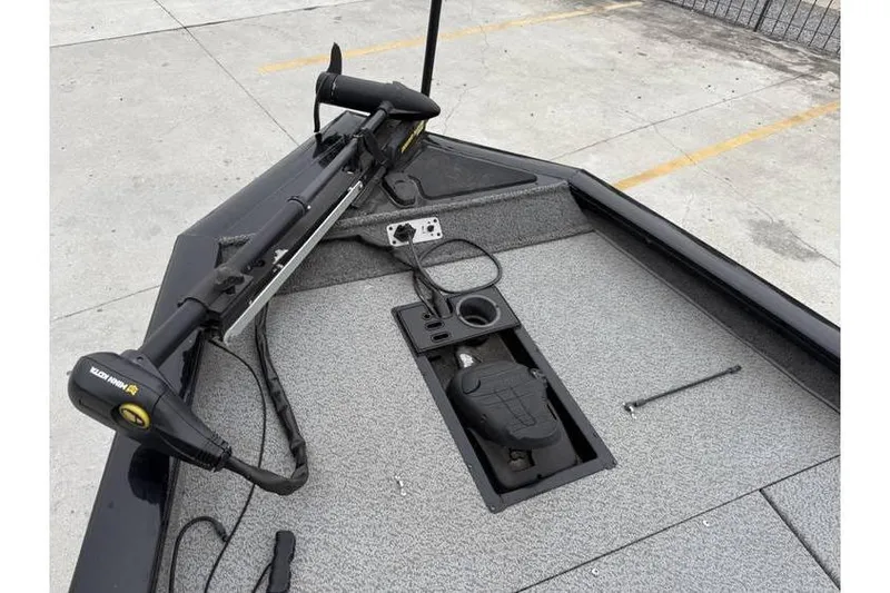 Slide: The Image of 2019 Tracker Pro Team 190 TX boat deck with trolling motor and foot pedal. - 8