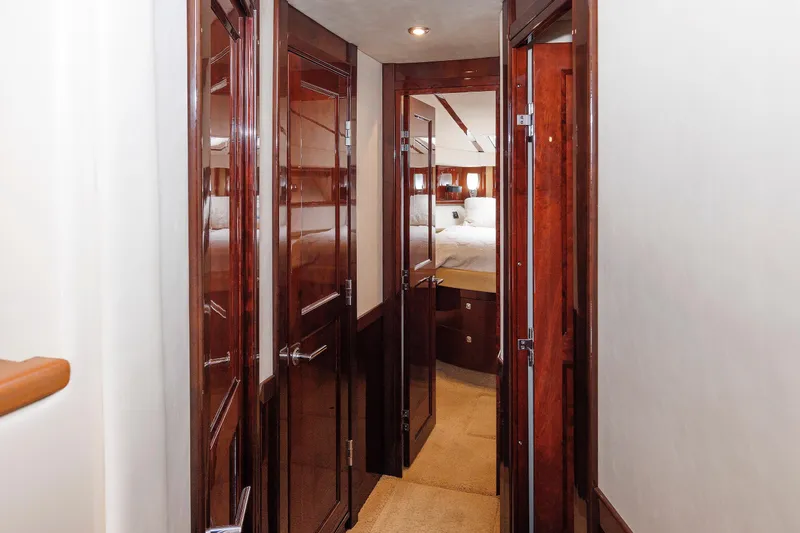 Slide: The Image of Luxurious interior hallway of 2010 Sea Ray 520 Sedan Bridge yacht. - 52