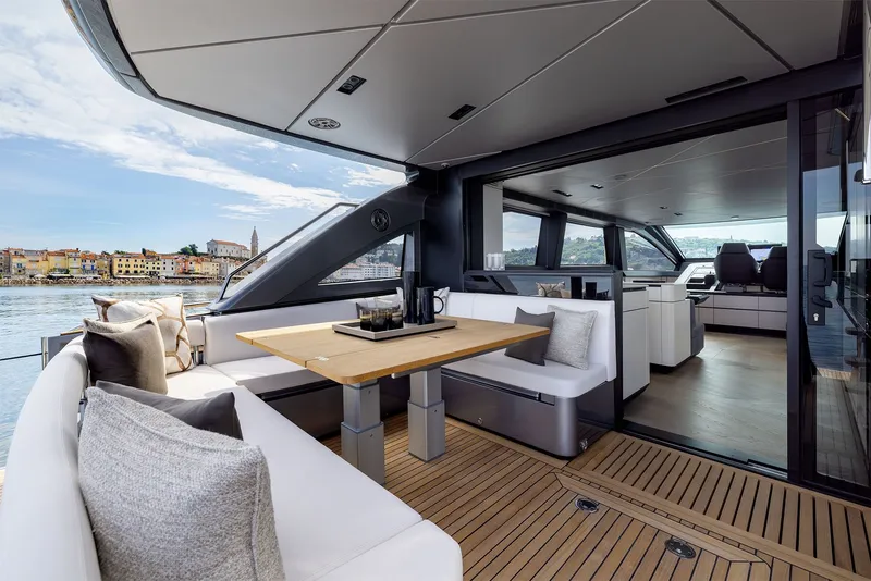 Slide: The Image of Pershing GTX70 2026 - 16