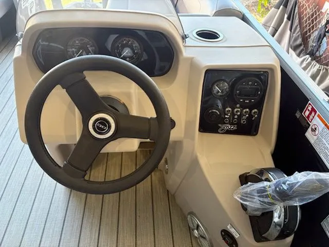 Slide: The Image of Princecraft JAZZ 17/50ELPT CT EFI 4S 2026 - 3