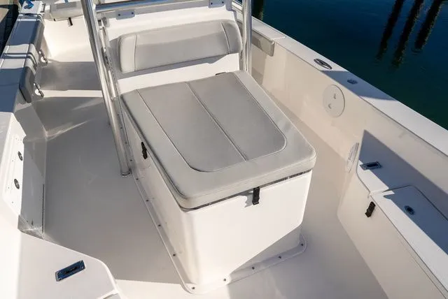 Slide: The Image of Bay Rider 269 Bay 2026 - 26