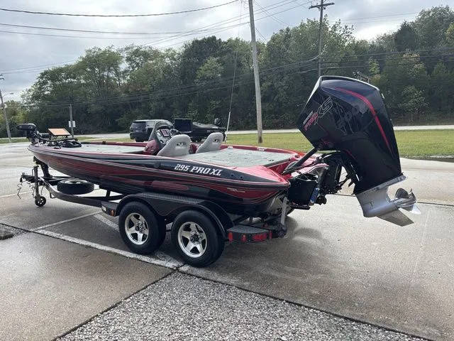 Slide: The Image of Stratos 295 Pro XL 2005 - 19