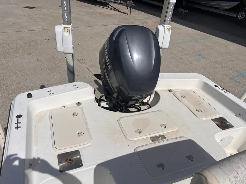 Slide: The Image of Bay Stealth 2430 2003 - 7