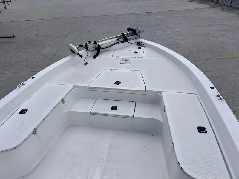 Slide: The Image of Bay Stealth 2430 2003 - 9