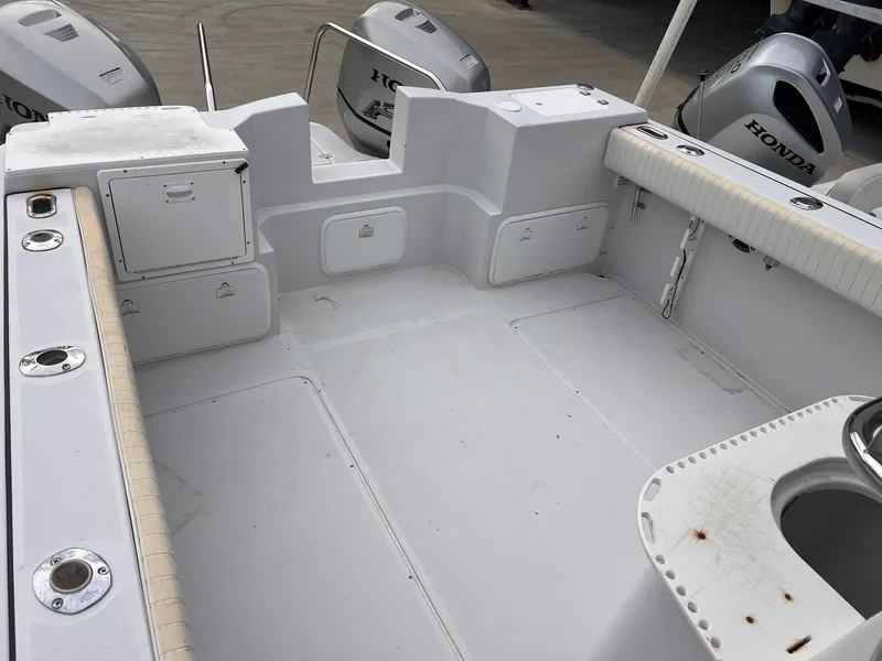 Slide: The Image of Glacier Bay 2665 Canyon Runner 2005 - 6