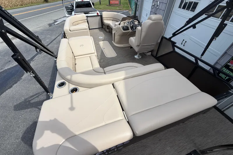 Slide: The Image of 2019 Avalon 2285 LSZ Cruise Tri-toon with spacious seating and modern design. - 12