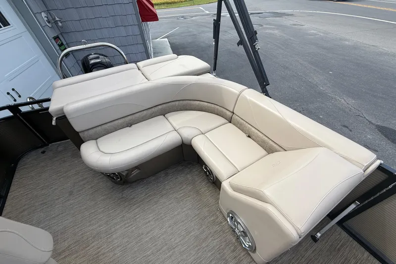 Slide: The Image of Luxurious seating on 2019 Avalon 2285 LSZ Cruise Tri-toon boat, beige upholstery. - 19