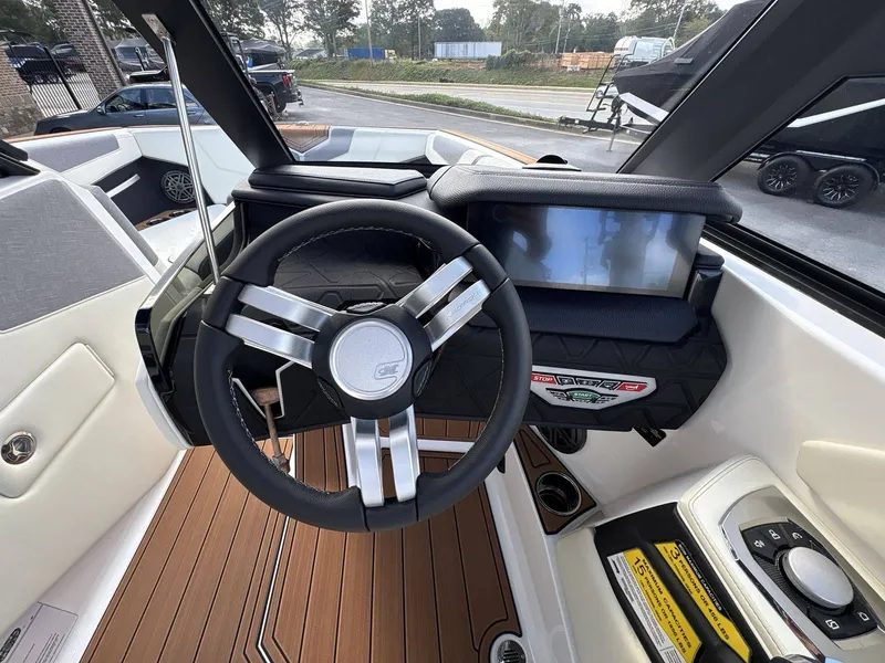 Slide: The Image of Nautique Super Air Nautique GS22 2026 - 18