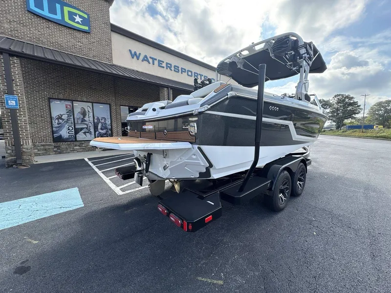 Slide: The Image of Nautique Super Air Nautique GS22 2026 - 20
