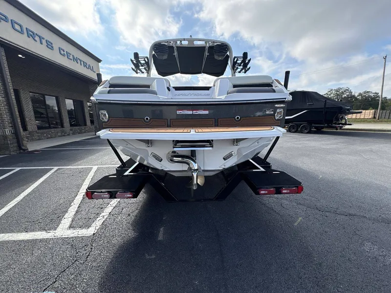 Slide: The Image of Nautique Super Air Nautique GS22 2026 - 35