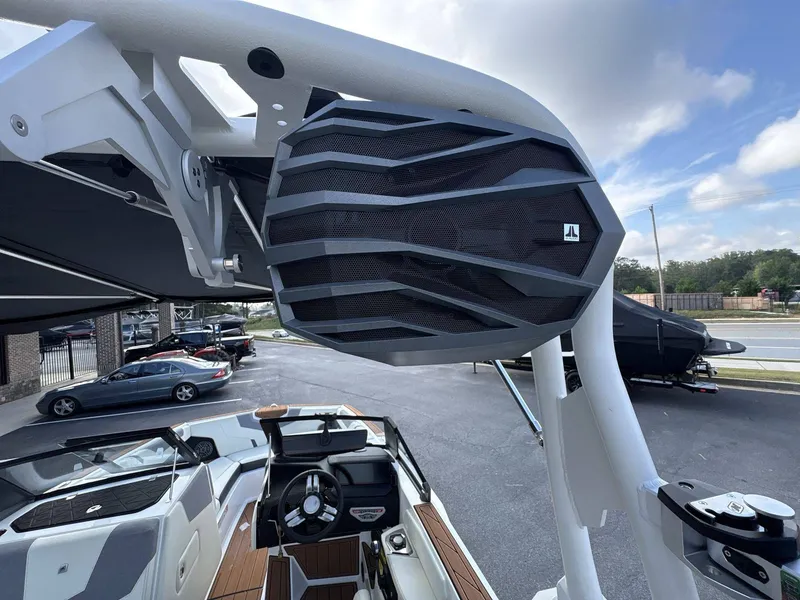 Slide: The Image of Nautique Super Air Nautique GS22 2026 - 39