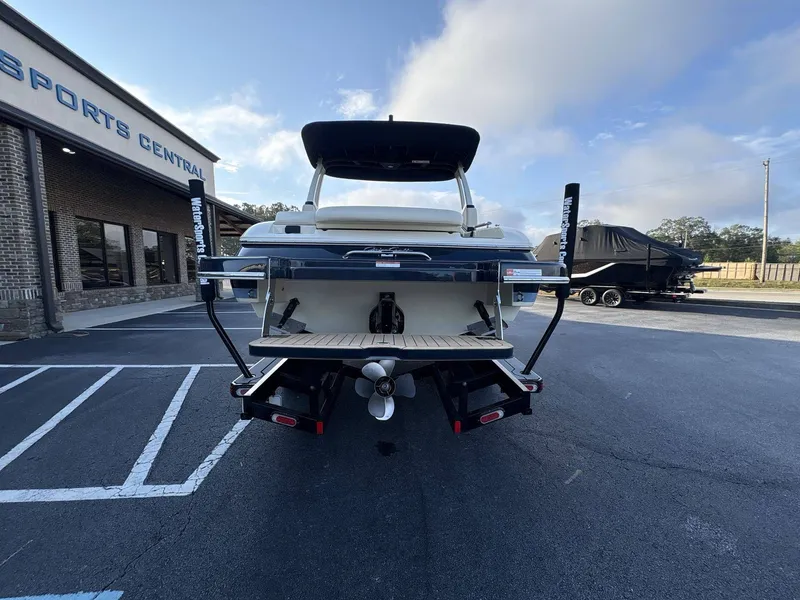 Slide: The Image of Chris-Craft Sportster 25 MR 2026 - 18