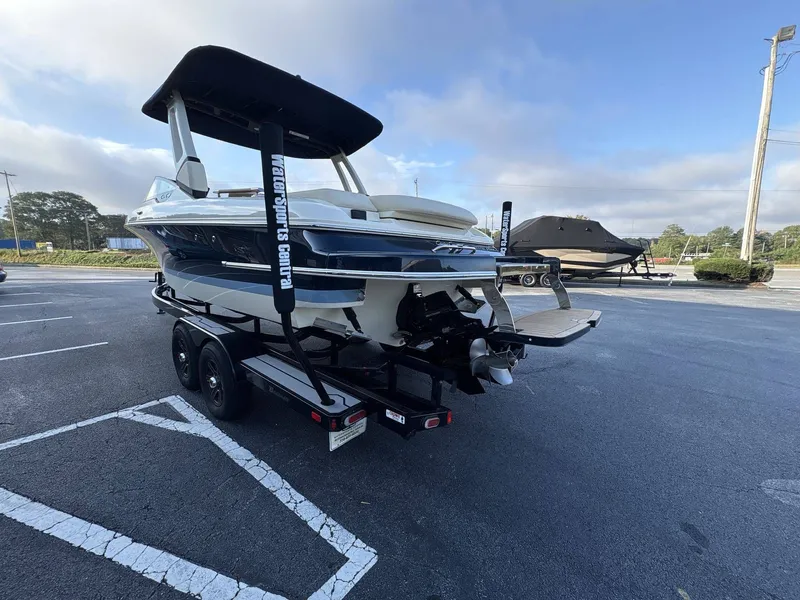 Slide: The Image of Chris-Craft Sportster 25 MR 2026 - 30