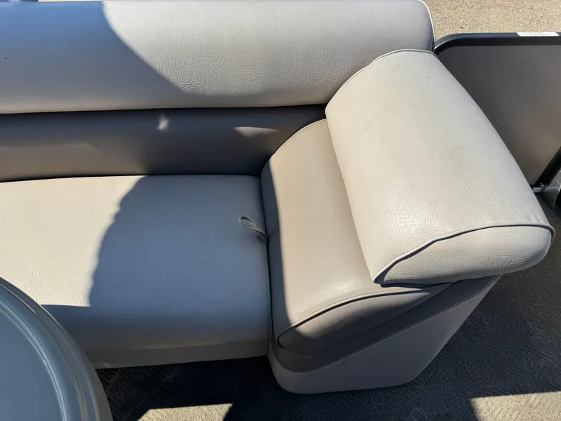 Slide: The Image of Premier 201 Gemini Fish 'n Cruise Pontoon 2011 - 26