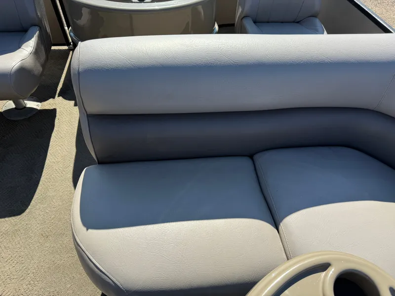 Slide: The Image of Premier 201 Gemini Fish 'n Cruise Pontoon 2011 - 29