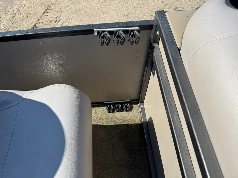 Slide: The Image of Premier 201 Gemini Fish 'n Cruise Pontoon 2011 - 32