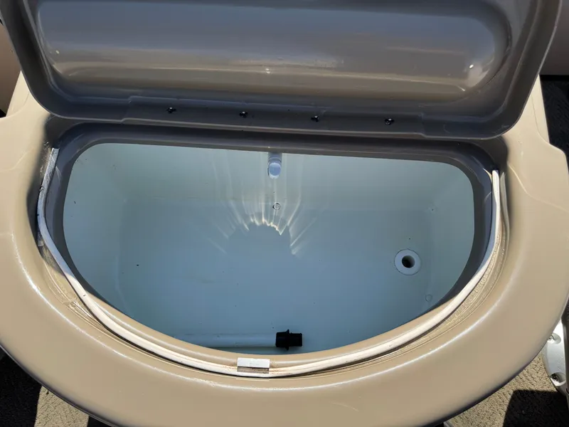 Slide: The Image of Premier 201 Gemini Fish 'n Cruise Pontoon 2011 - 37