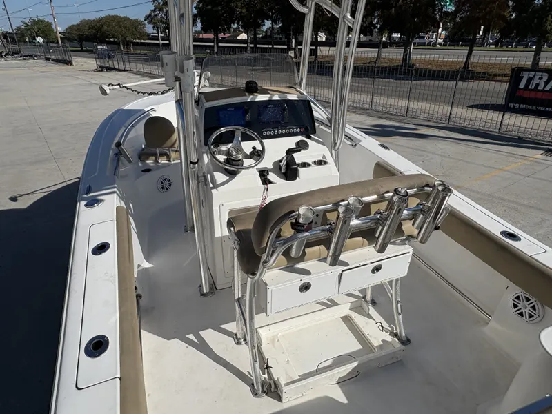 Slide: The Image of Sportsman Open 212 Center Console 2016 - 10