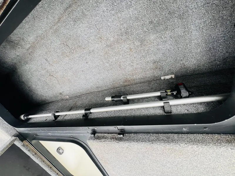 Slide: The Image of Skeeter ZX225 2011 - 7