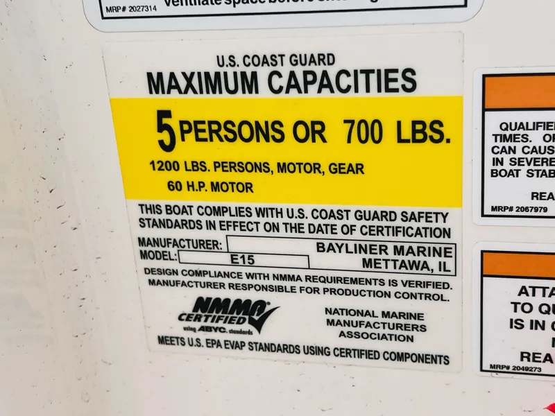 Slide: The Image of Bayliner Element M15 2023 - 25