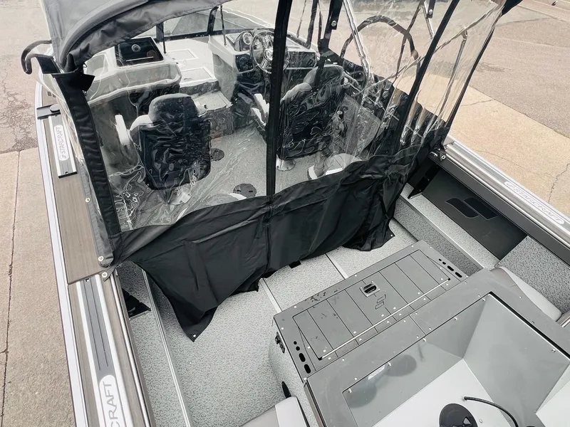 Slide: The Image of Starcraft Fishmaster 196 2025 - 27