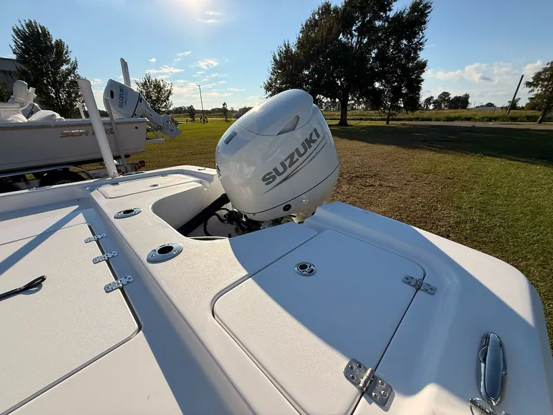 Slide: The Image of Sea Pro 172 Bay Series 2026 - 12