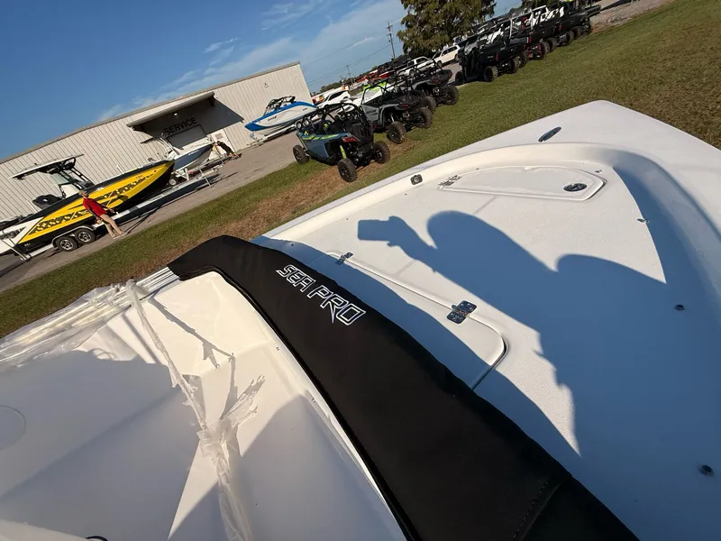 Slide: The Image of Sea Pro 172 Bay Series 2026 - 21