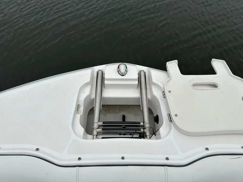 Slide: The Image of Regal 26 FasDeck 2018 - 23