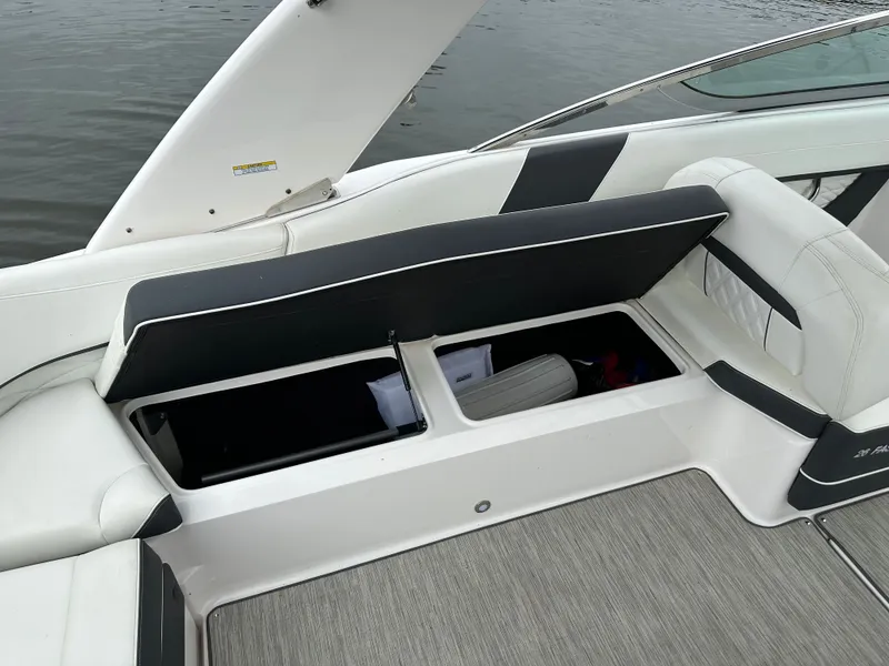 Slide: The Image of Regal 26 FasDeck 2018 - 8