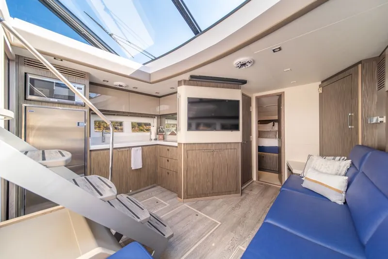 Slide: The Image of Sea Ray Sundancer 510 Signature 2018 - 27